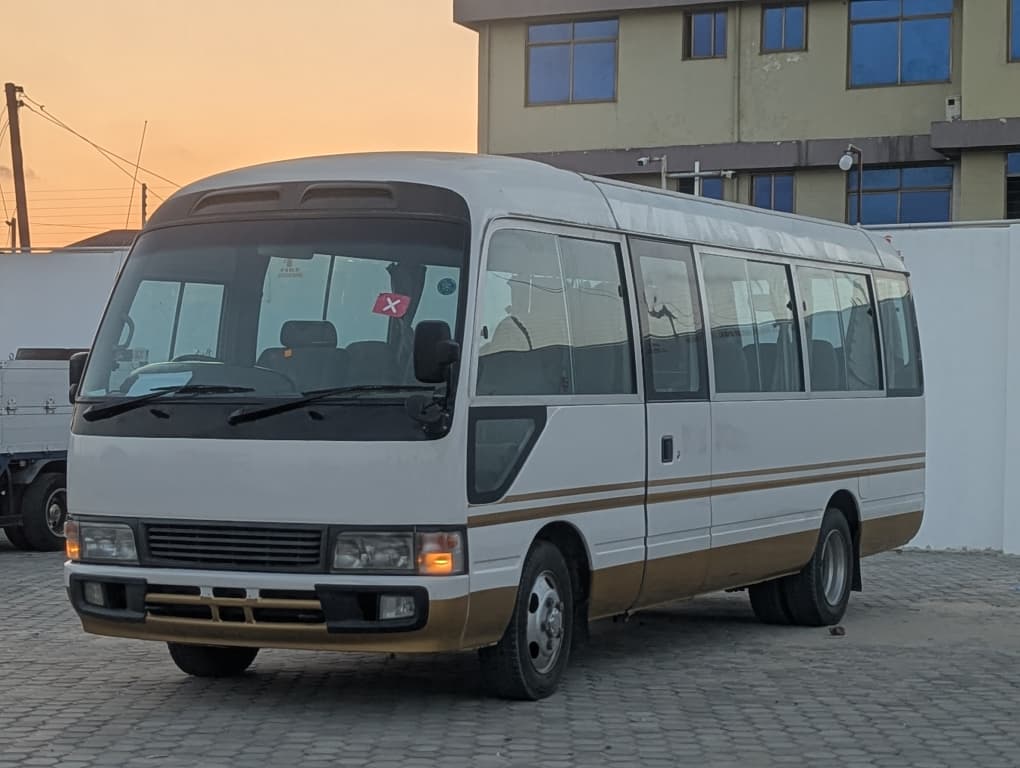 Toyota coaster 1HD-FT AUTO 🇹🇿(TZ)